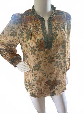 NEW CURRENT AIR women's ruffled collar split neck blouse in taupe/teal multi